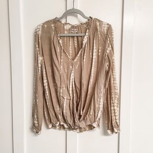 Knox Rose blouse. Optional tie front